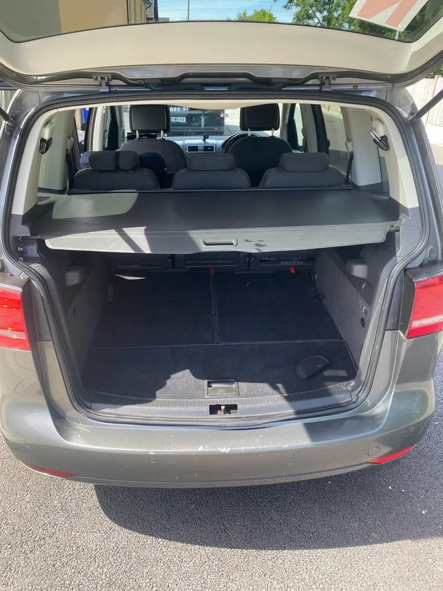 VW Touran TDI Bluemotion - Image 3