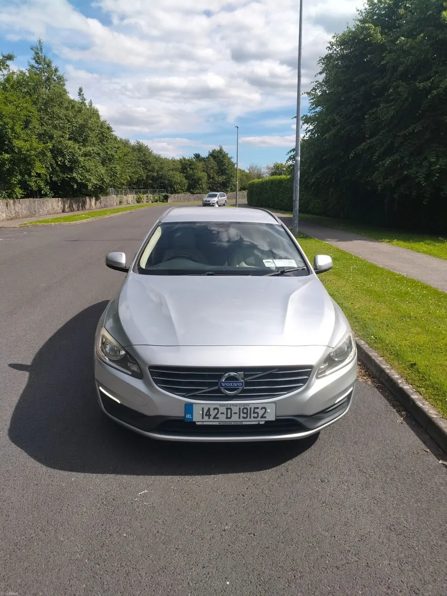 Volvo V60 2014 - Image 1
