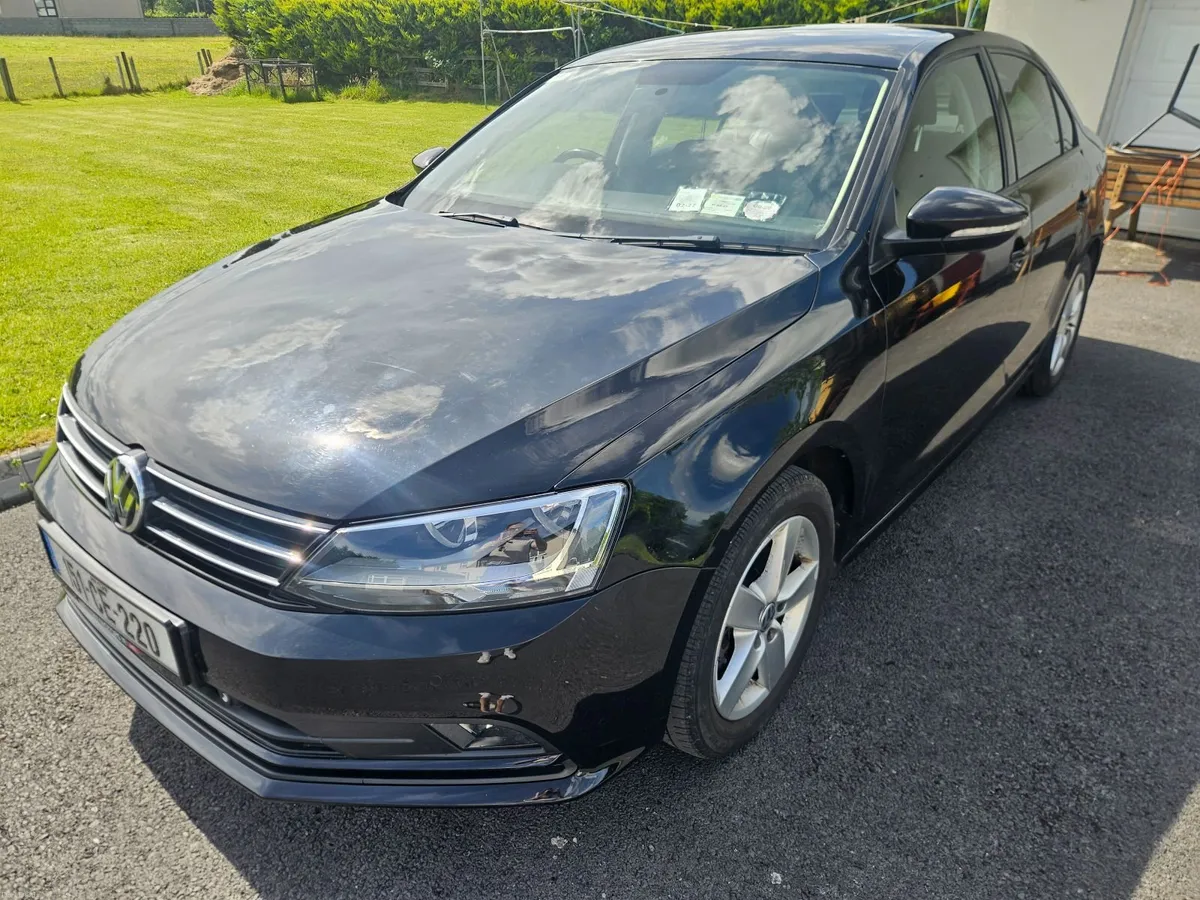 Volkswagen Jetta 2015 - Image 3
