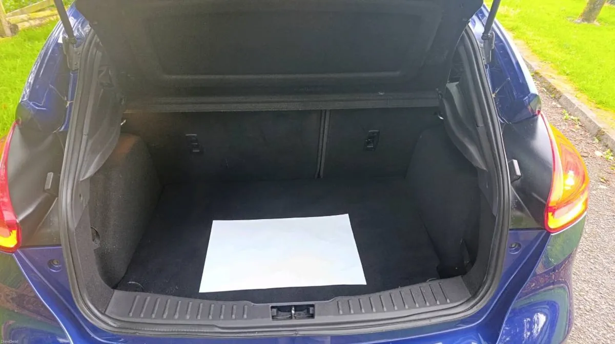 2018 Ford Focus Stline Diesel - Image 6