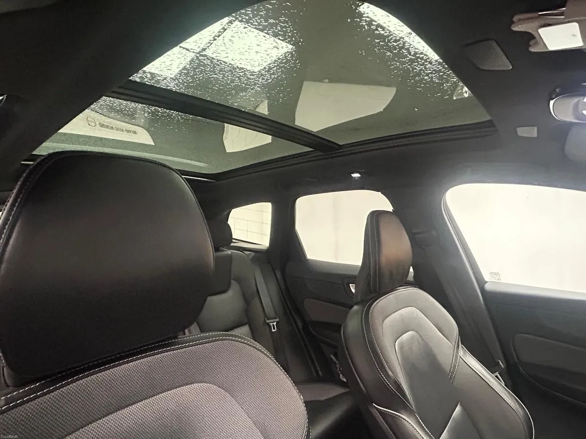 Volvo XC60 2023 Plus - Image 4
