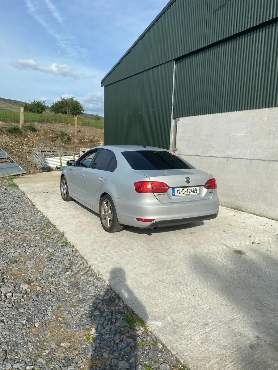Volkswagen mk6 Jetta - Image 5