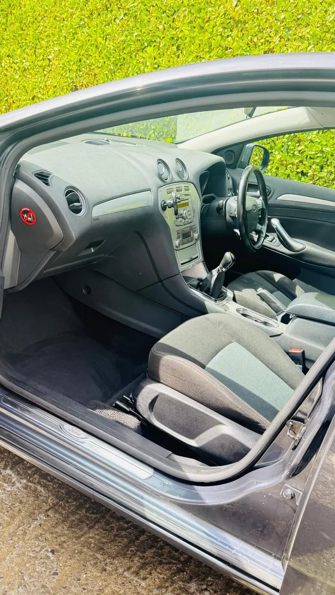 Ford Mondeo 2010 - Image 3
