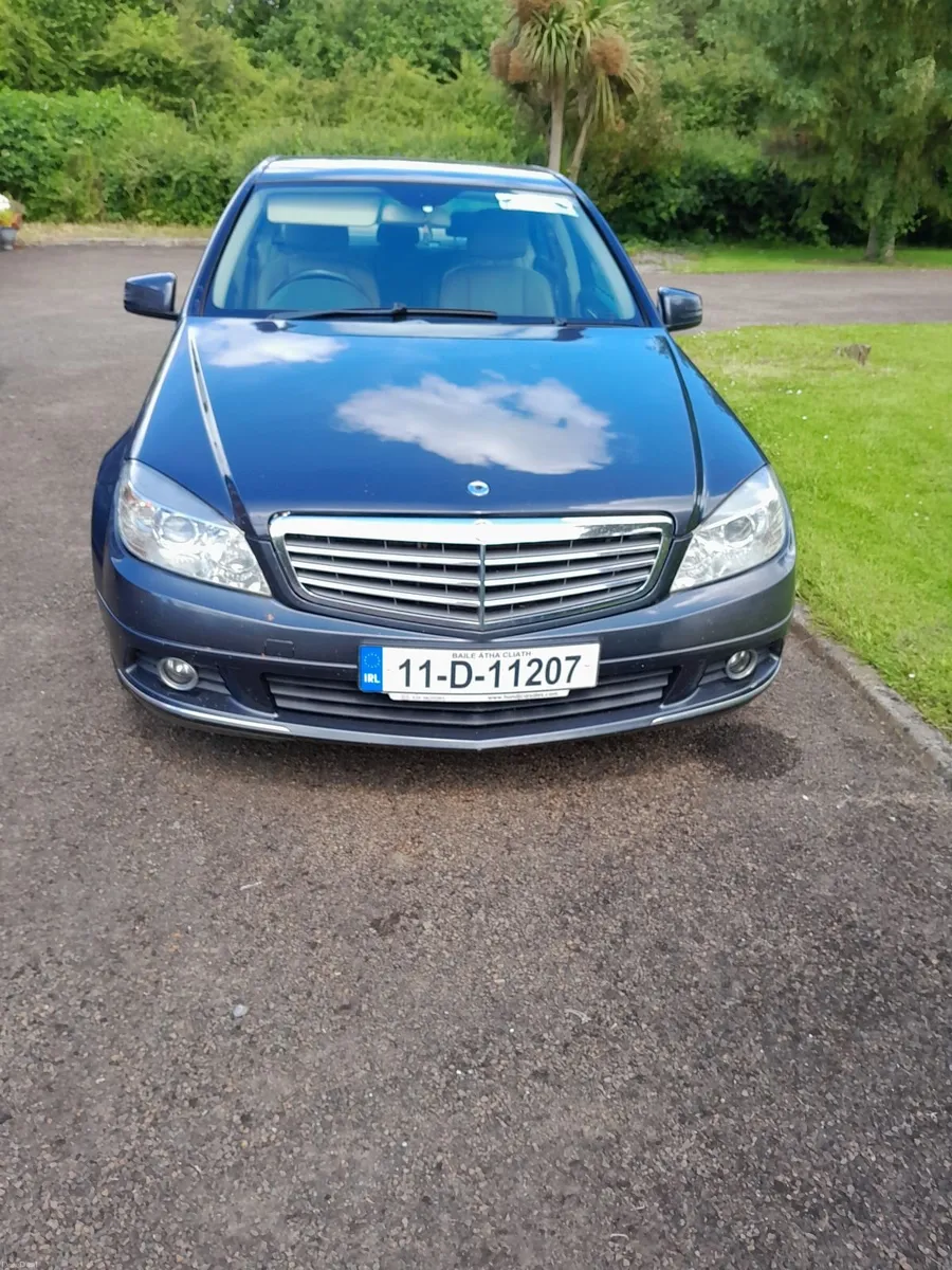 2011 Mercedes-Benz C-Class 2011 - Image 4