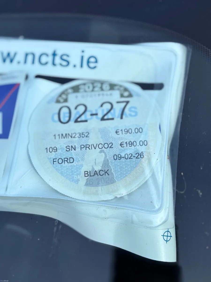 Ford Focus 2011 - Image 2