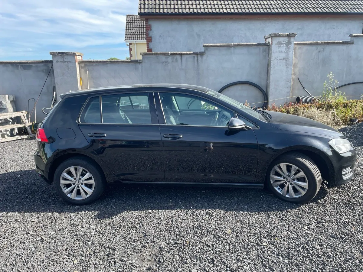Volkswagen Golf - Image 2