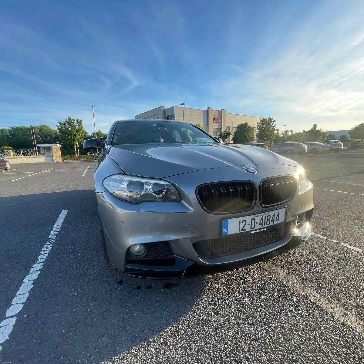 BMW 5-Series 2012 - Image 2