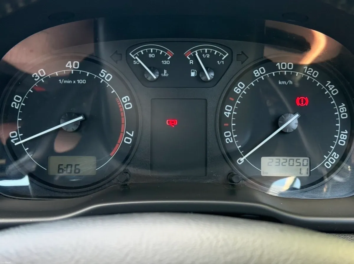2007 Skoda Octavia 1.4L Petrol - Image 3