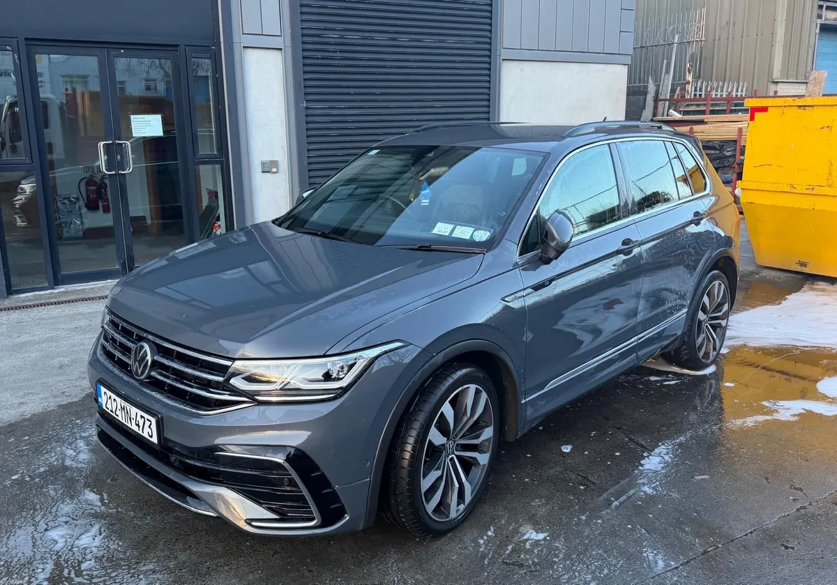 2021 Volkswagen Tiguan R Line - Image 1