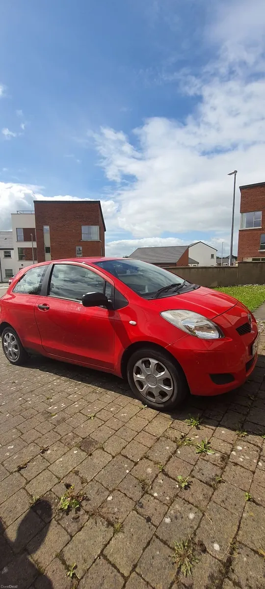 Toyota Yaris 2009 - Image 1