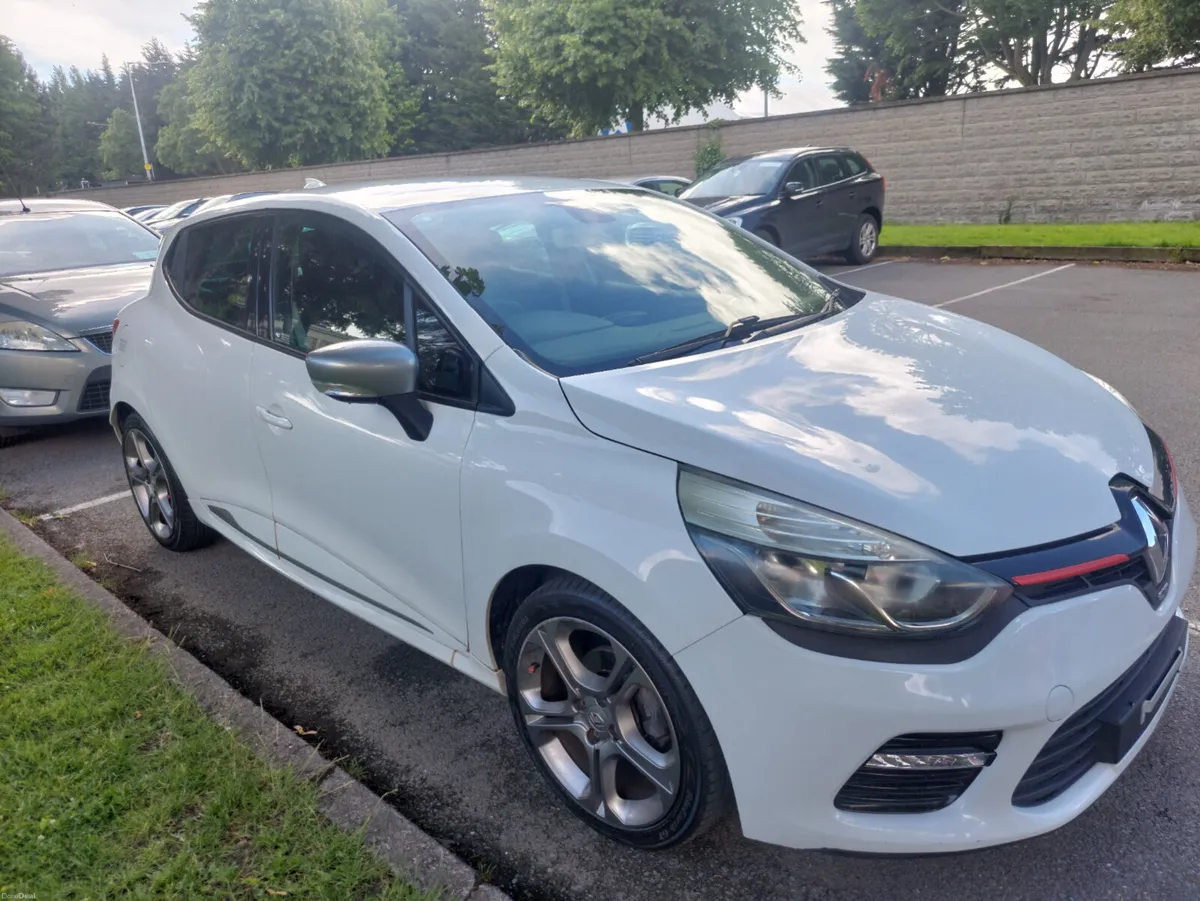 Renault Clio 2017  GT – Auto-Like New - Image 1