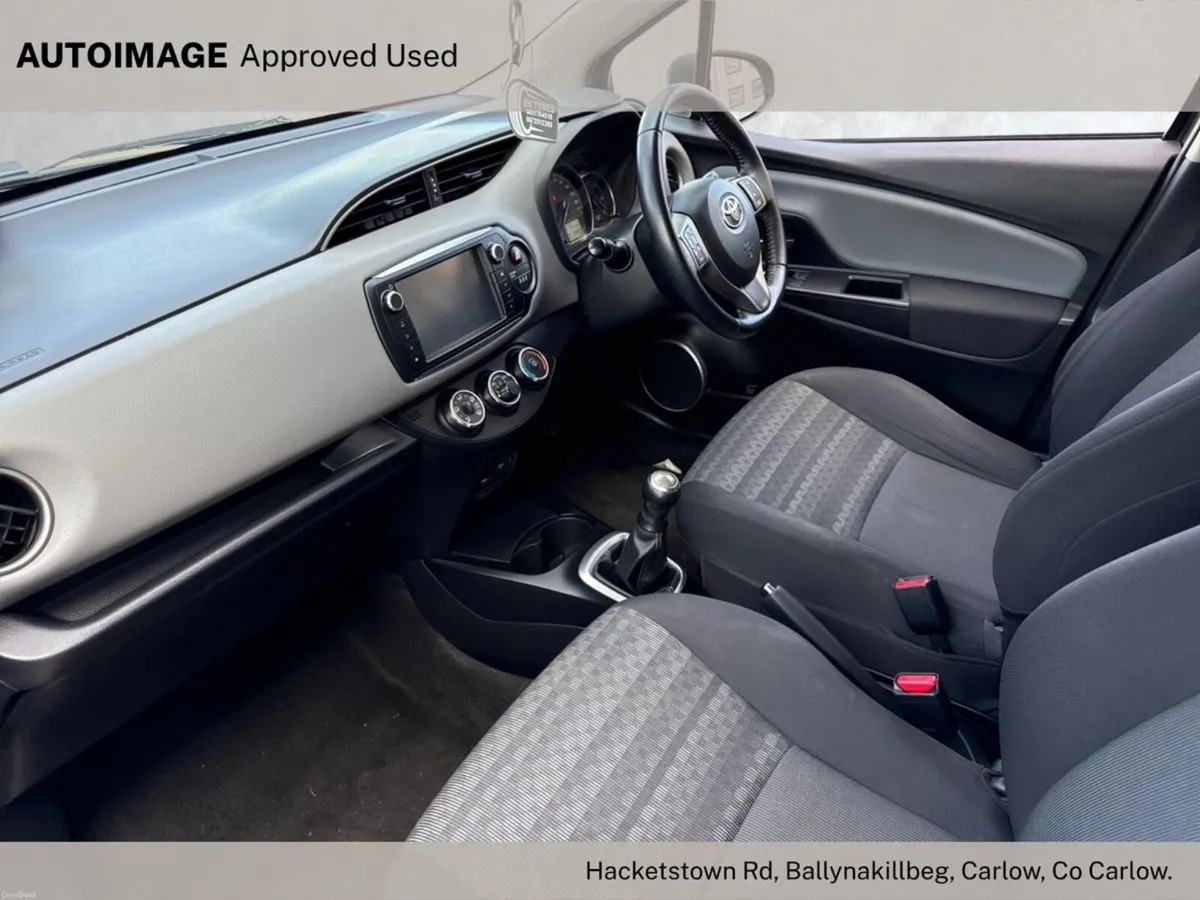 Toyota Yaris YARIS - Image 4