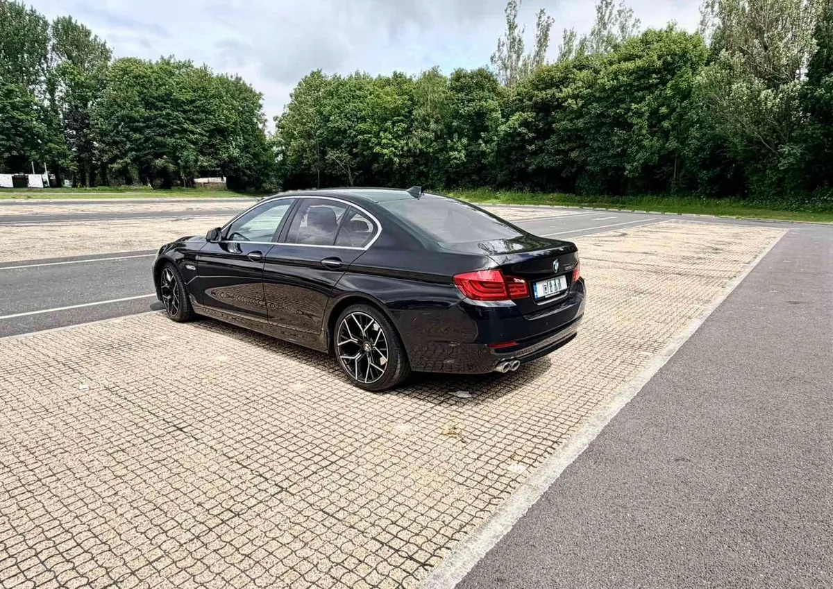 BMW 5-Series 2013 - Image 3