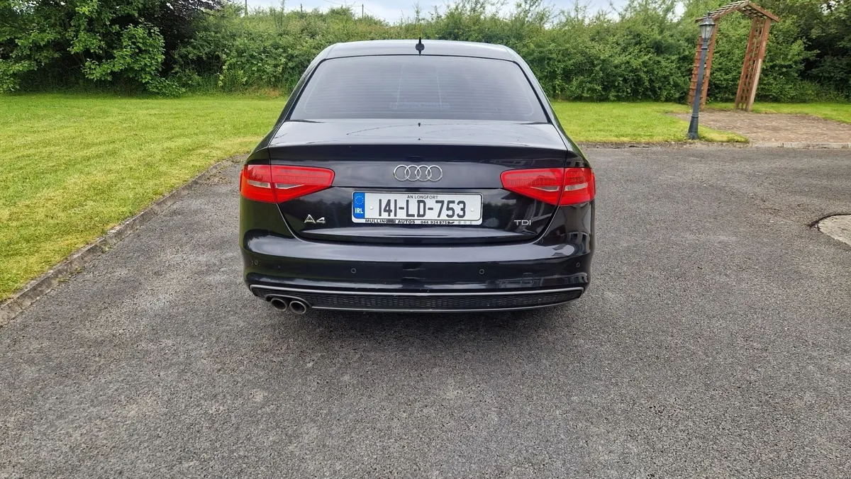 Audi A4 2014 - Image 4