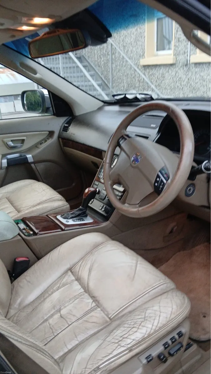 Volvo xc90 - Image 3