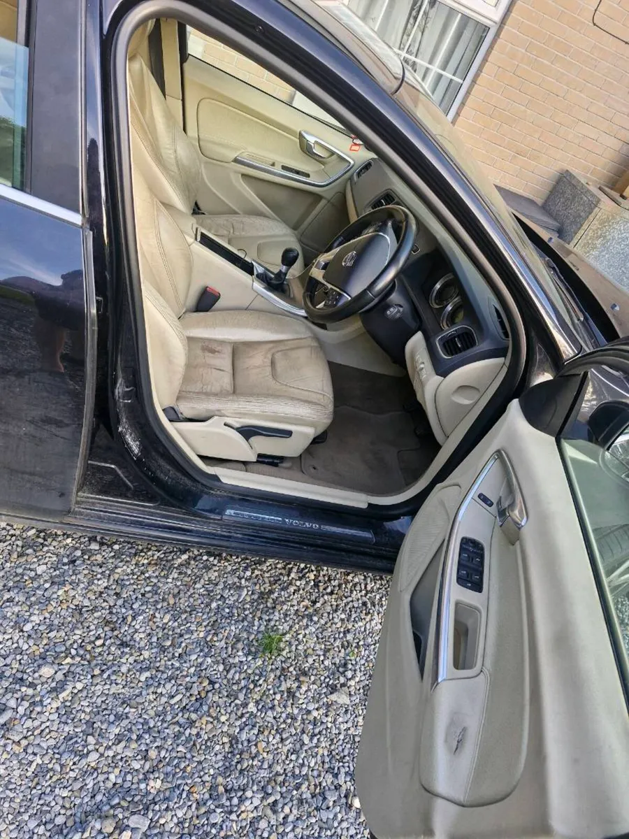 Volvo V60 2012 - Image 3