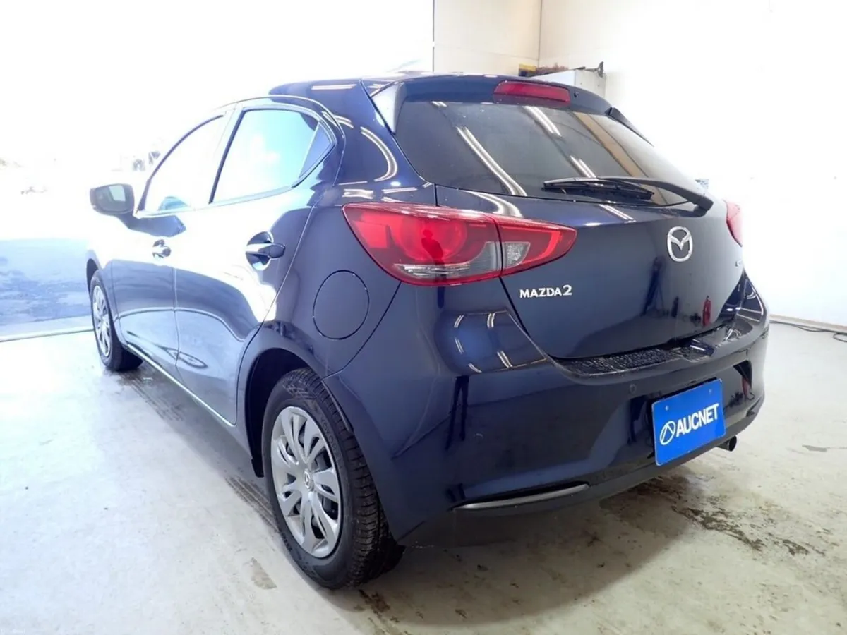 Mazda Mazda2 1.5 AUTOMATIC - Image 2