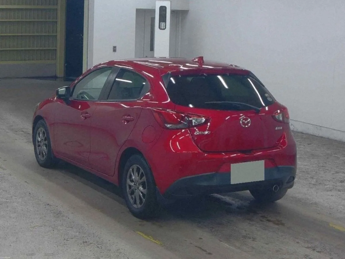 Mazda Demio 1.3 AUTOMATIC - TAILORED BROWN EDITION - Image 2