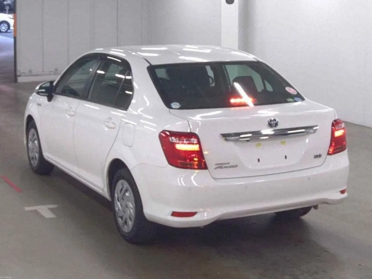 Toyota Corolla 1.5 HYBRID AXIO AUTOMATIC - TOYOTA - Image 2