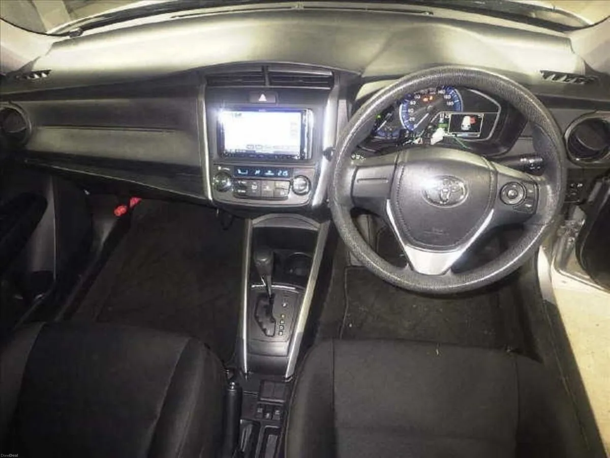 Toyota Corolla 1.5 HYBRID AUTOMATIC ESTATE - PUSH - Image 3