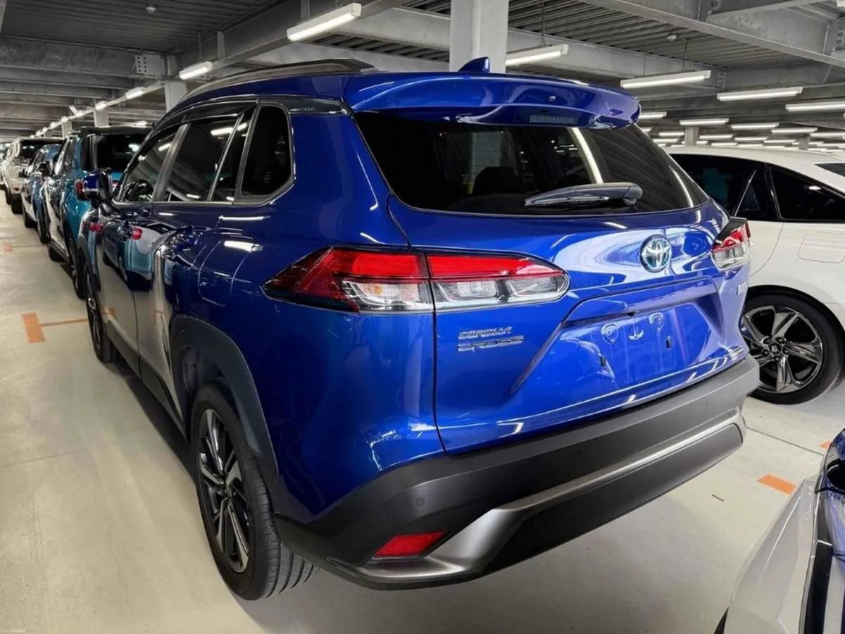 Toyota Corolla Cross 1.8 HYBRID AUTOMATIC Z EDITIO - Image 2