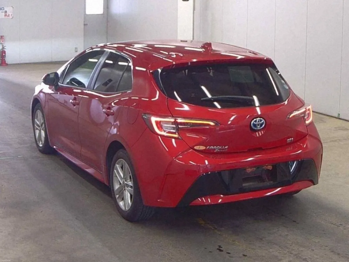 Toyota Corolla 1.8 HYBRID AUTOMATIC - G EDITION - - Image 2