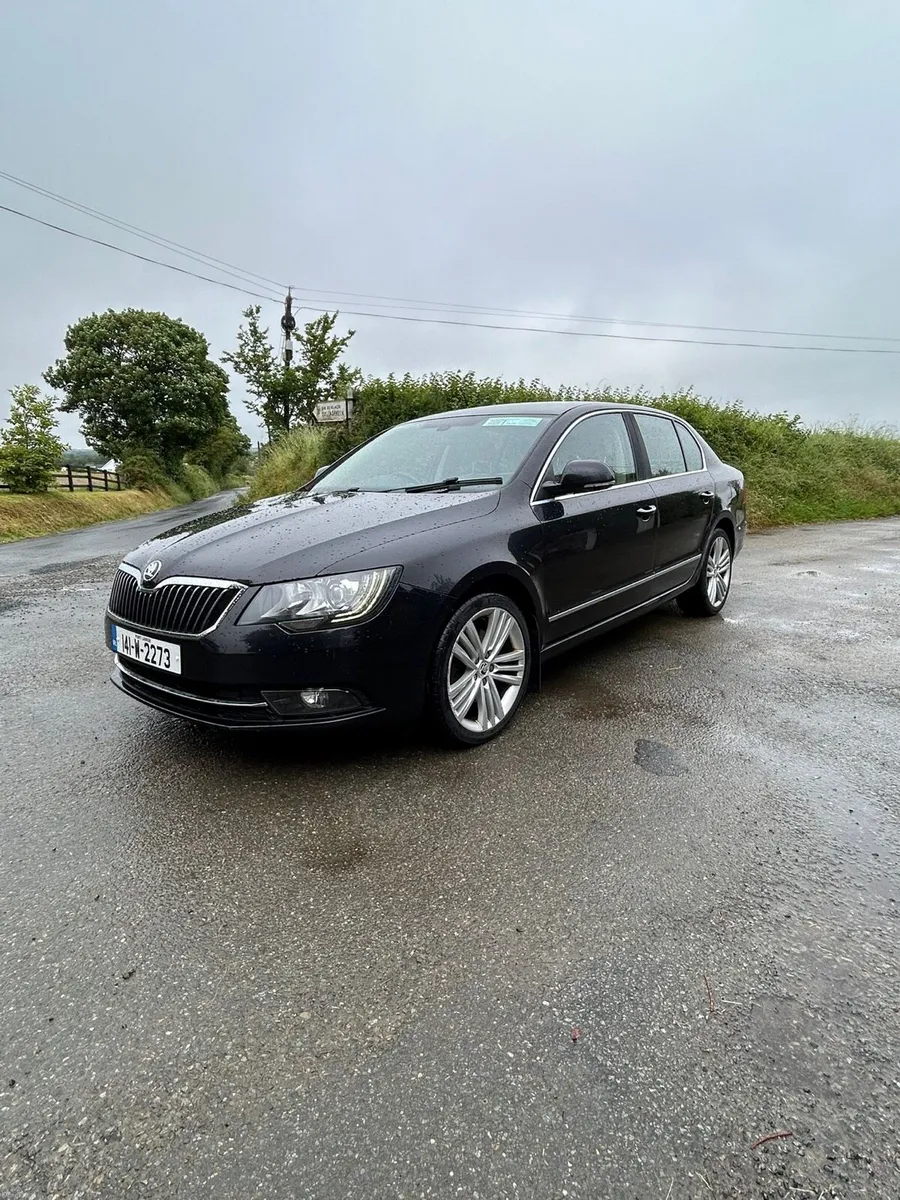 2014 Skoda Superb 2.0dsl - Image 1