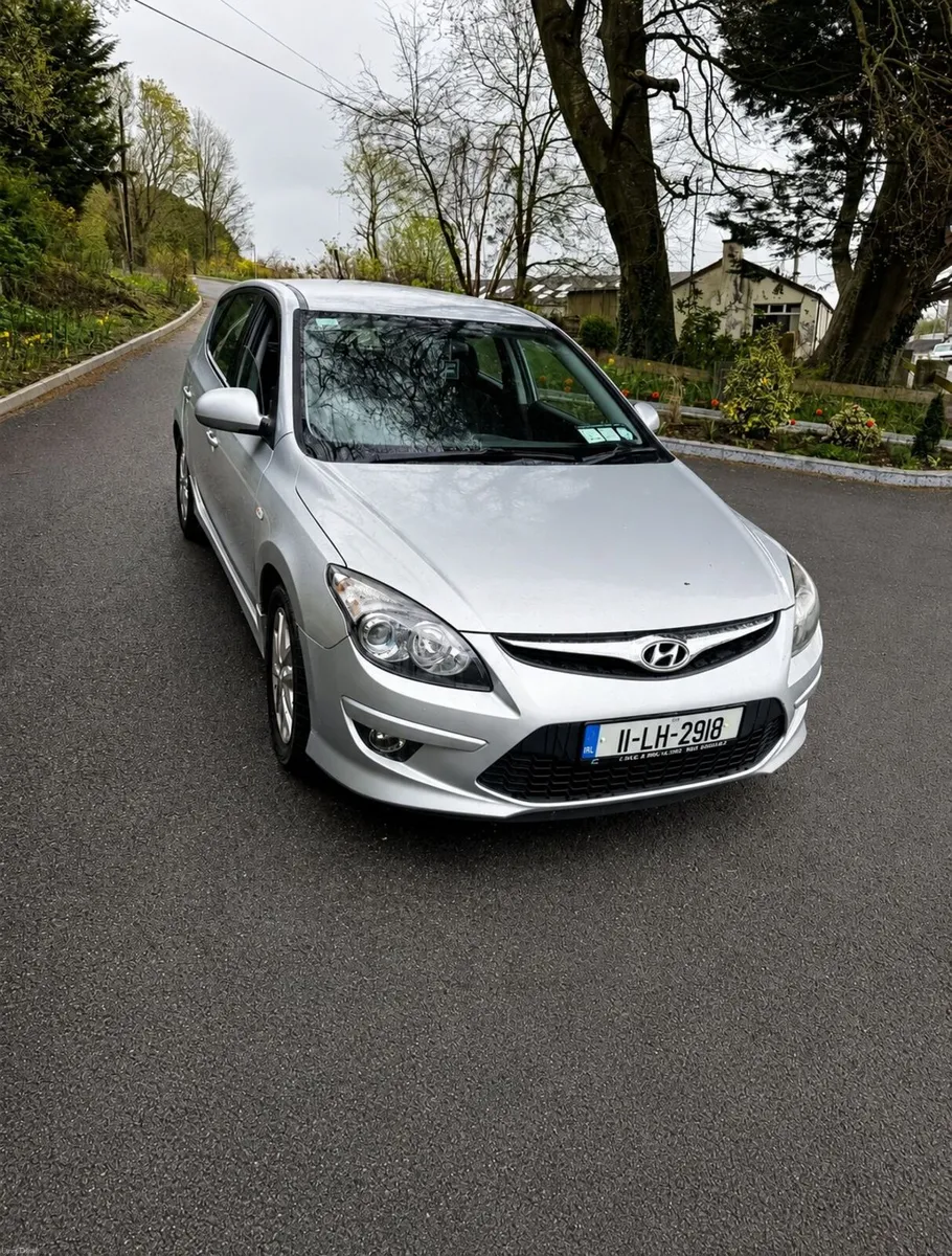 Hyundai i30 1.6 Diesel | NCT 11/26 | €200 Tax - Image 2