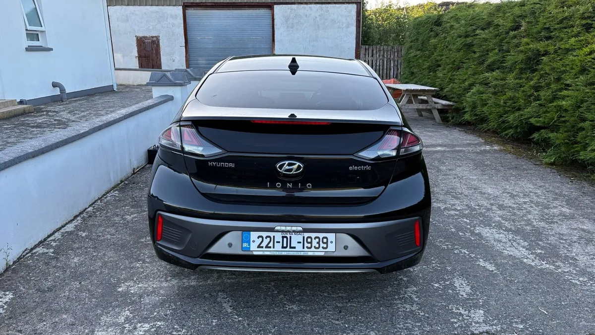 Hyundai IONIQ 2022 - Image 4