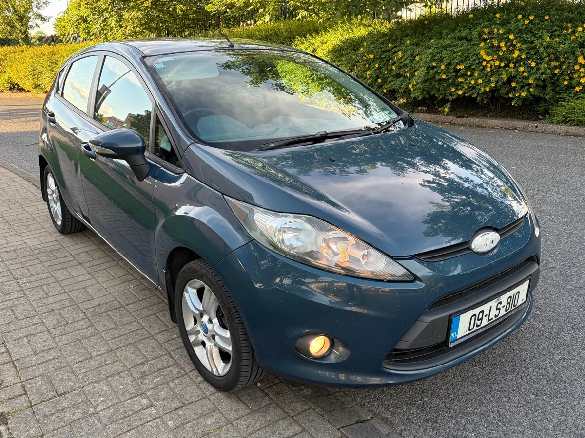FORD FIESTA   NCT 04/2027 TAX 06/26 LOW KM - Image 4
