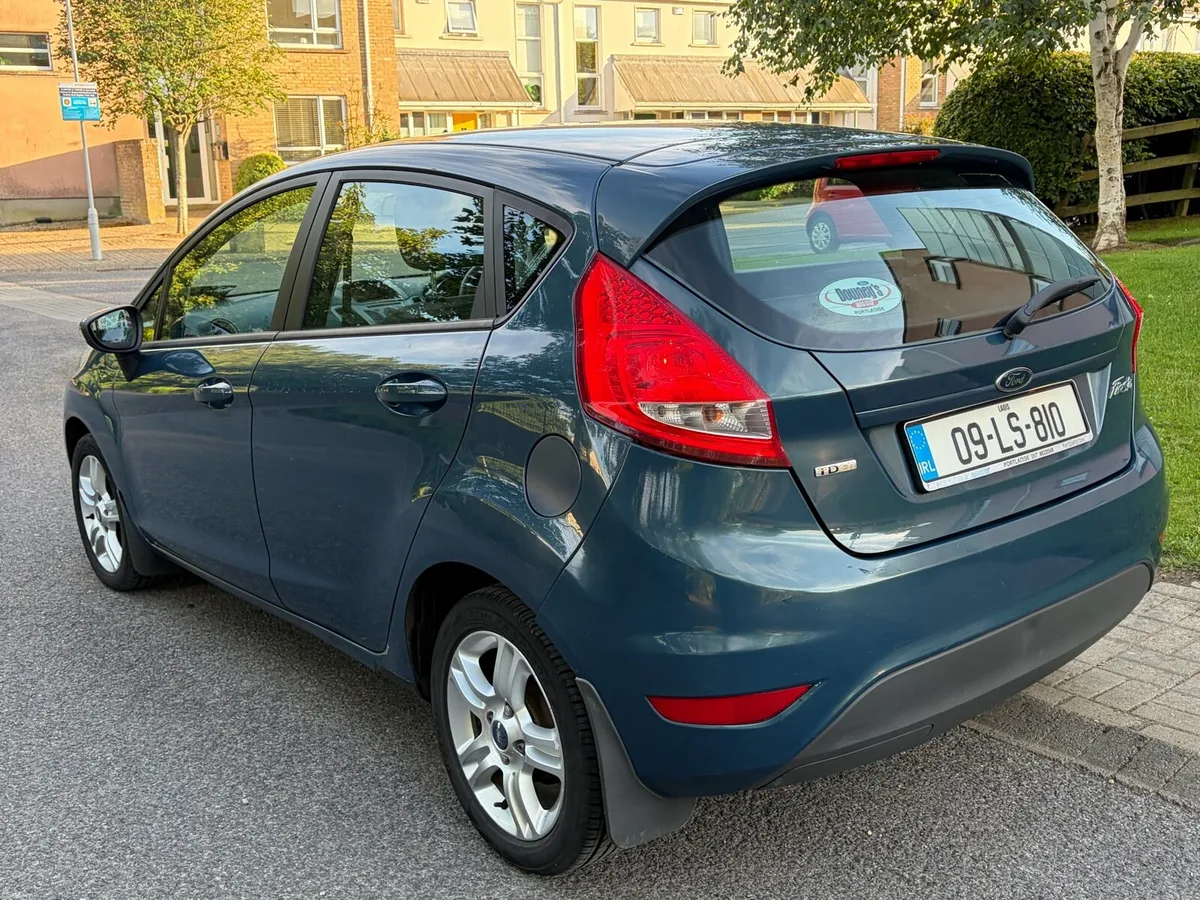 FORD FIESTA   NCT 04/2027 TAX 06/26 LOW KM - Image 3