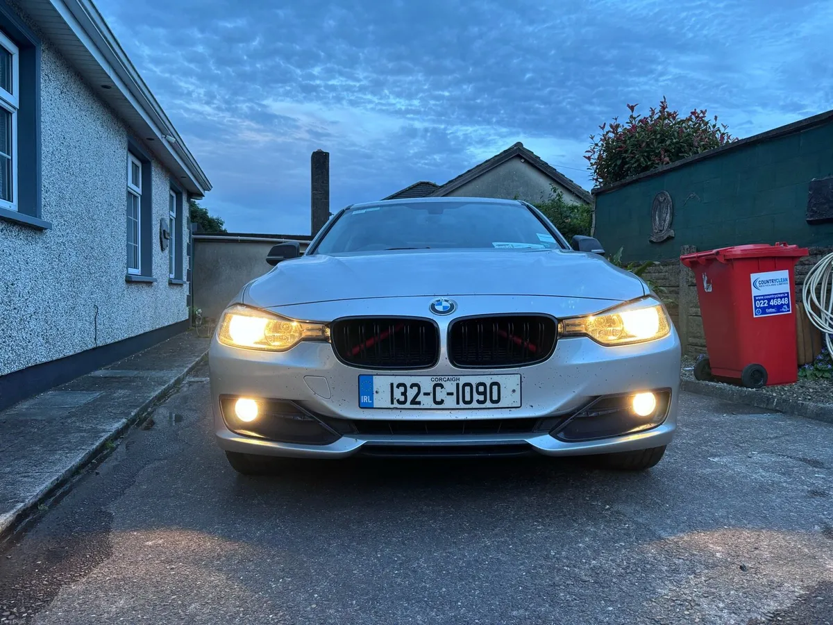 BMW 318d Sport Line - Image 2