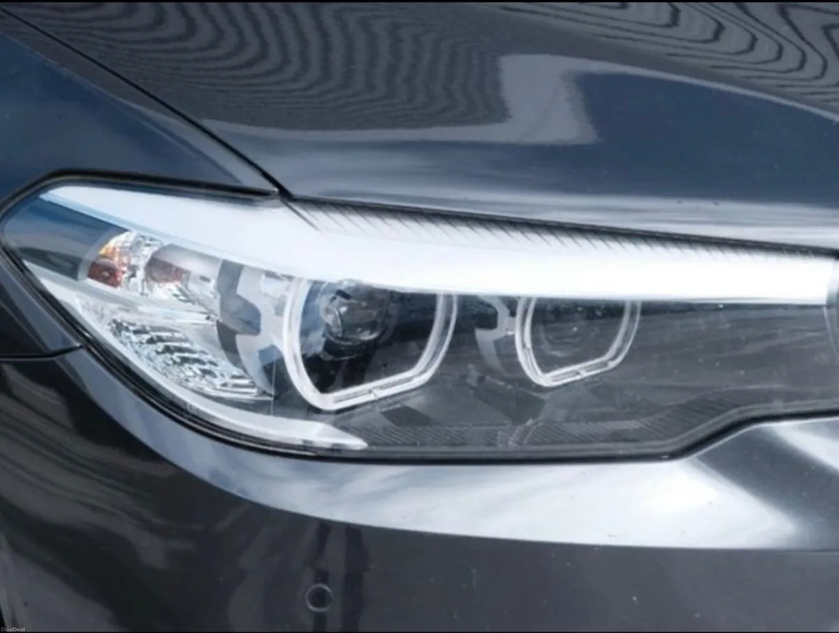 BMW 5-Series G30 M-Sport 2017 - Image 2