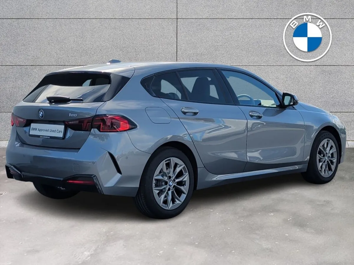 BMW 1-Series 120 Sport - Image 2