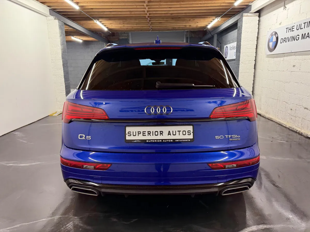 2022 Audi Q5 S-Line 50TFSI E Petrol Hybrid - Image 6