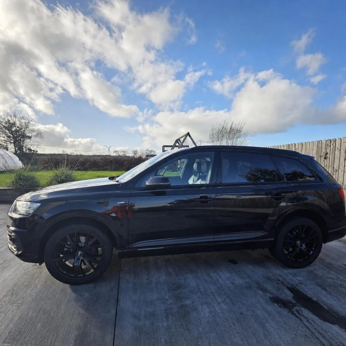 Audi Q7 black edition. Engine replacement required - Image 2