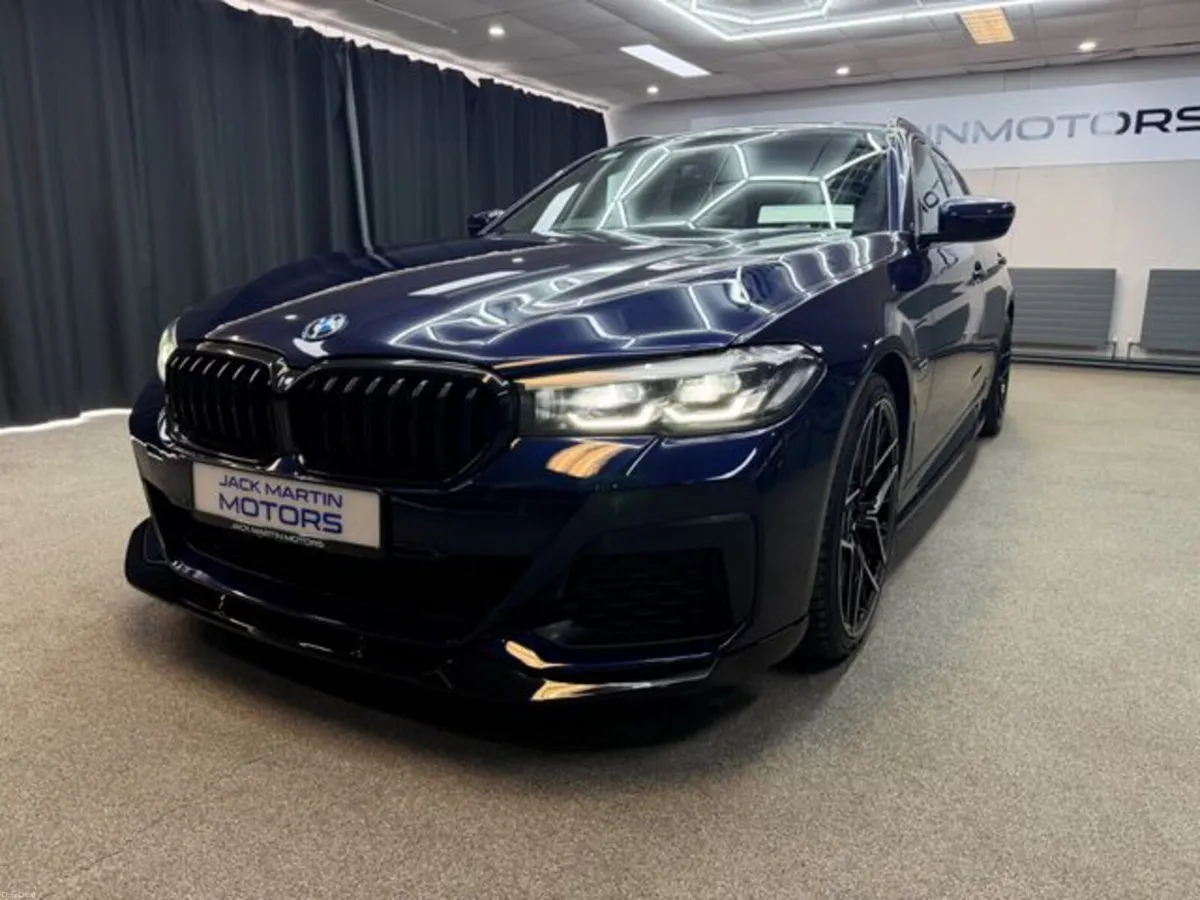 BMW 5-Series 530E M SPORT - Image 3