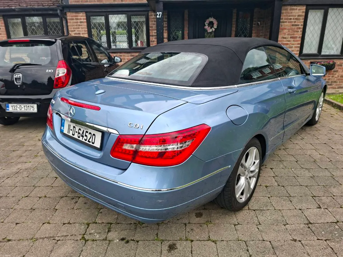 MERCEDES E250CDI CONVERTIBLE AUTO 2011 - Image 3