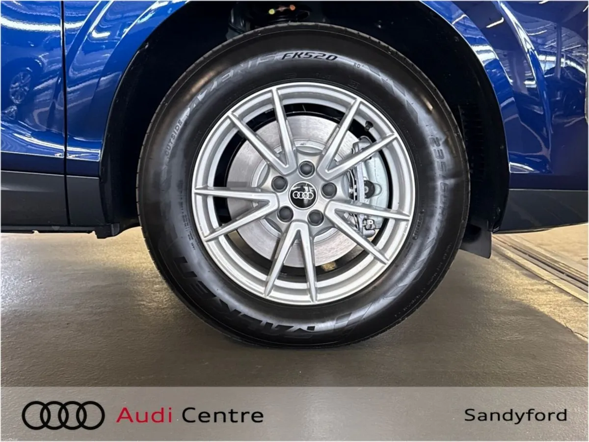 Audi Q3 E-HYBRID 270HP S-T SE - Image 6