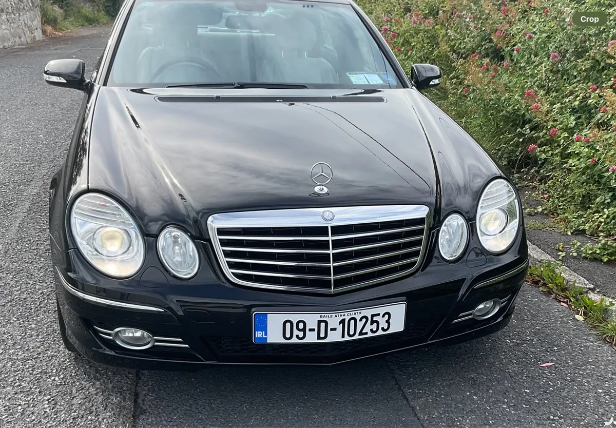Mercedes E200 42km - Image 2