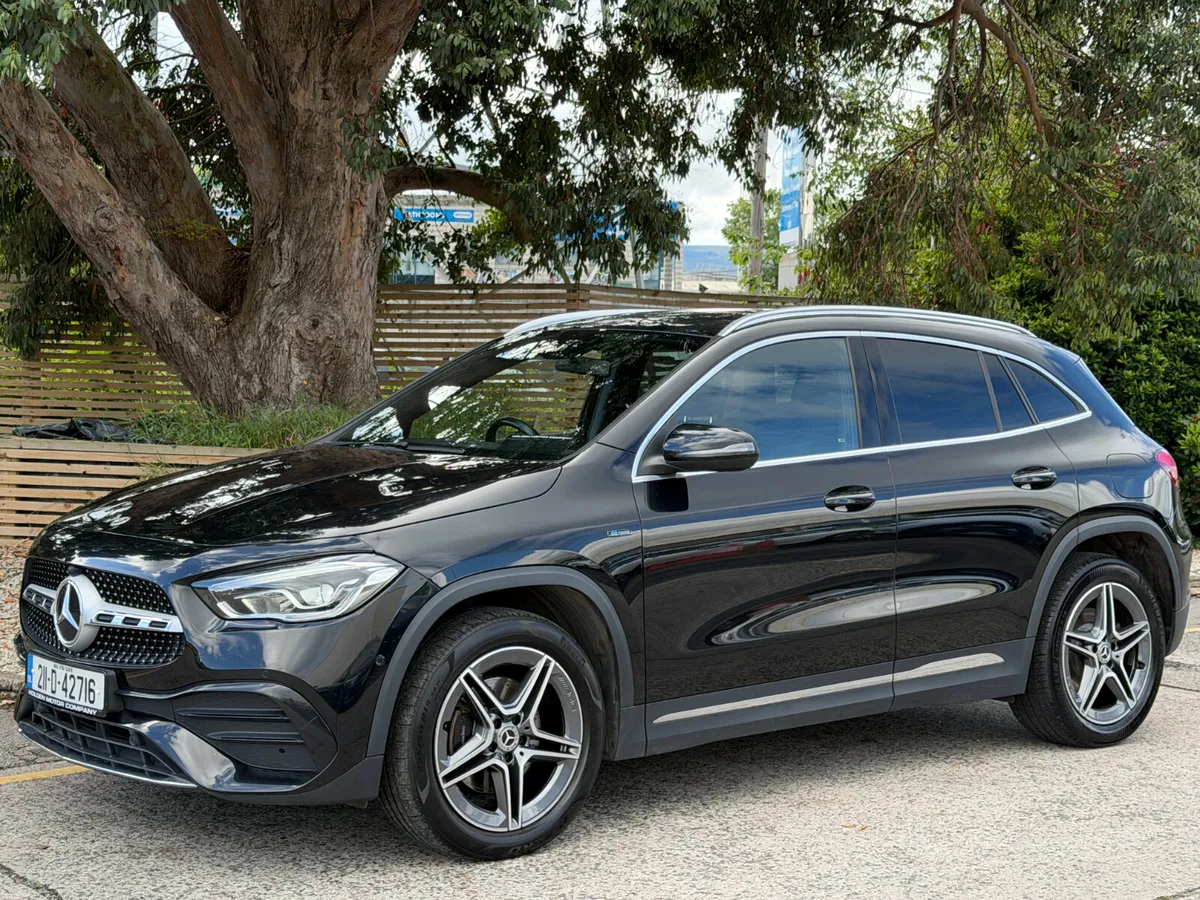 2021 Mercedes-Benz GLA. EXCLUSIVE EDITION. 2 KEYS - Image 3