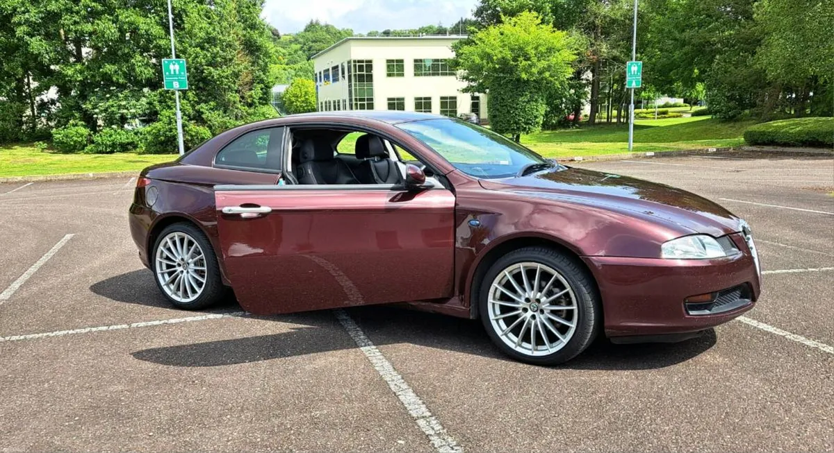 2004 Alfa Romeo GT 2.0L JTS - Image 4