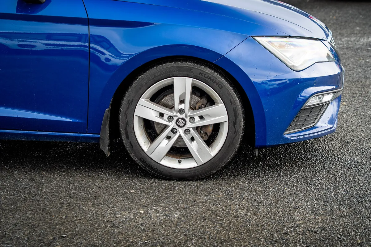 SEAT Leon 2019 Fr Tdi - Image 5
