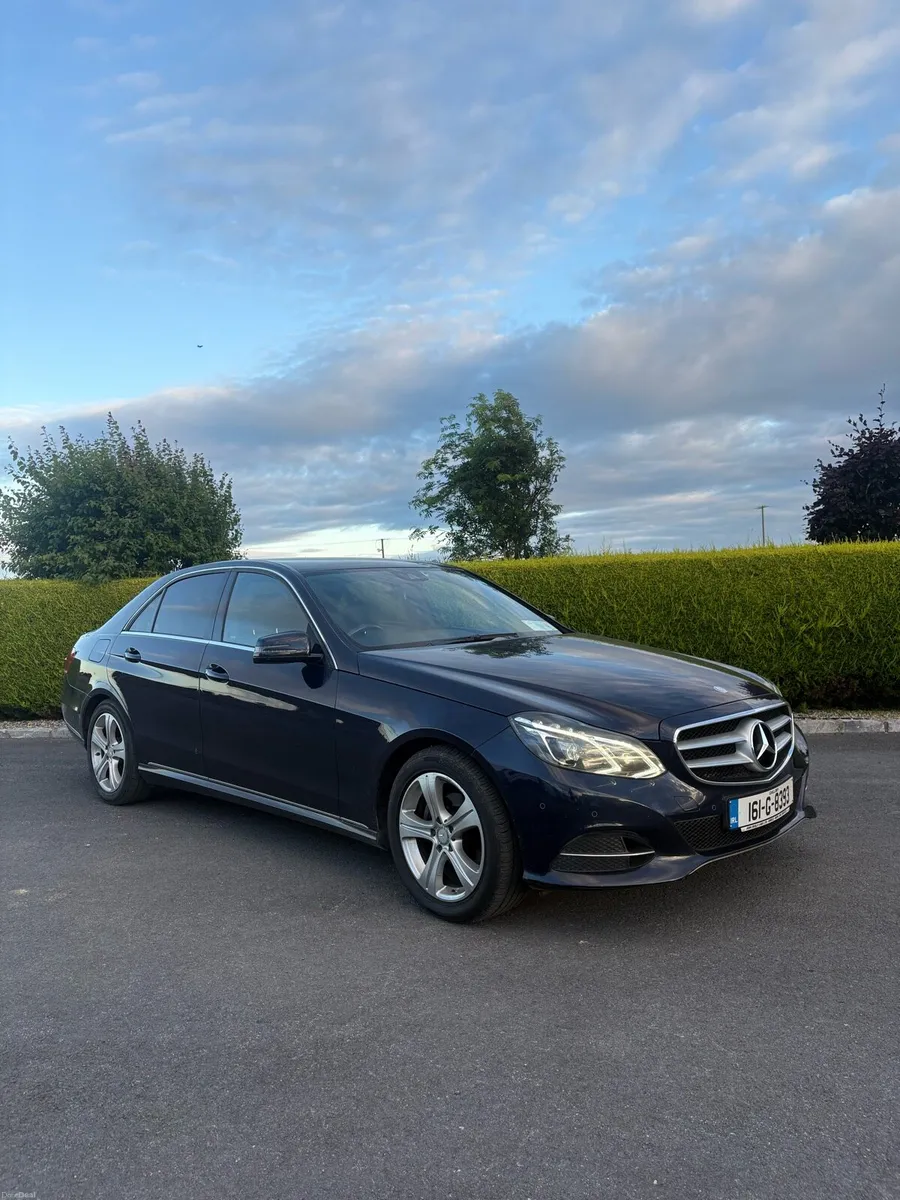 Mercedes E220d - Image 1