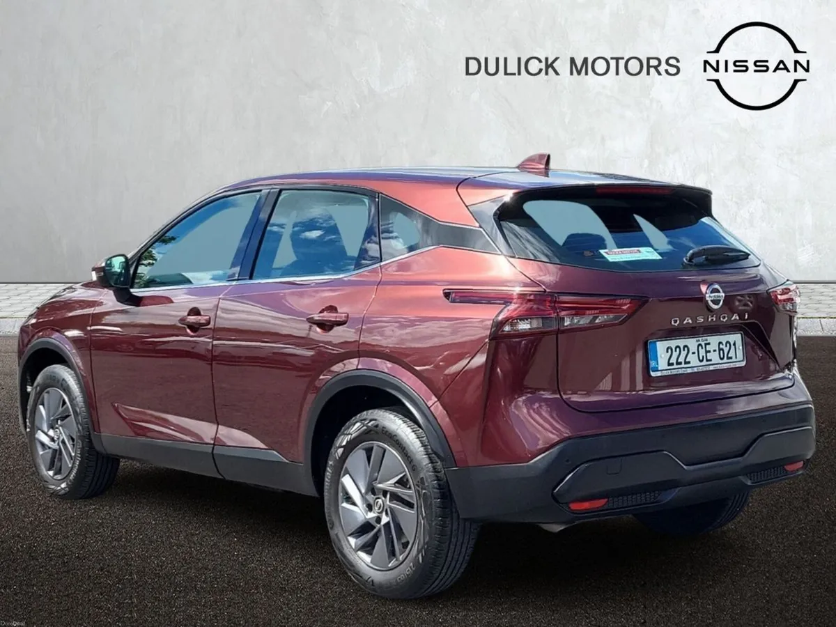Nissan Qashqai 1.3 PET MILD HYBRID SV - Image 2