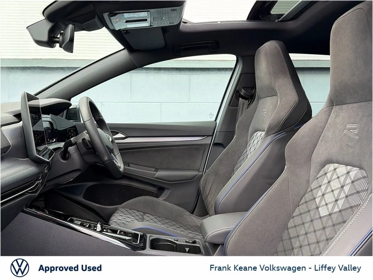 Volkswagen Golf R-LINE AUTO 1.5 TSI MHEV 150HP *CR - Image 4