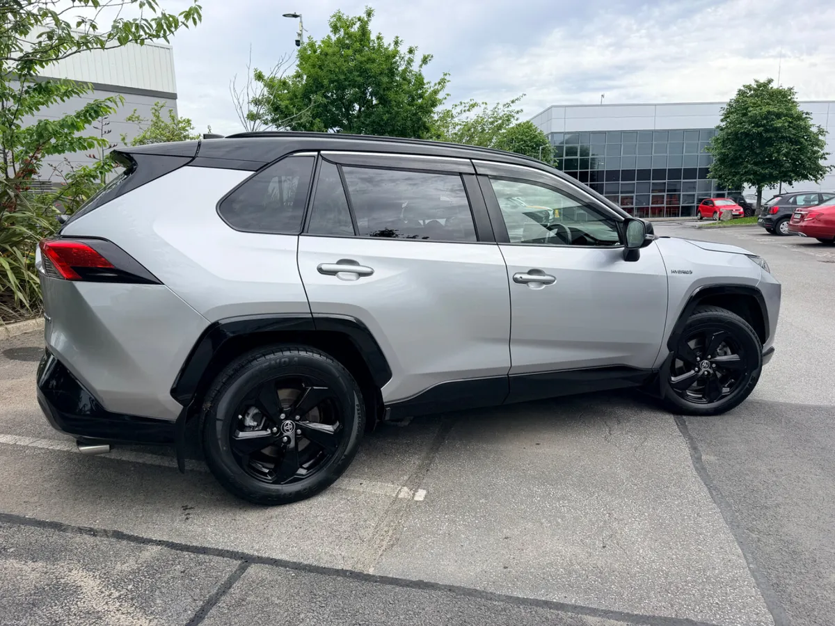 2020 Toyota RAV4 2.5 Petrol Hybrid ~ Sports Editio - Image 3