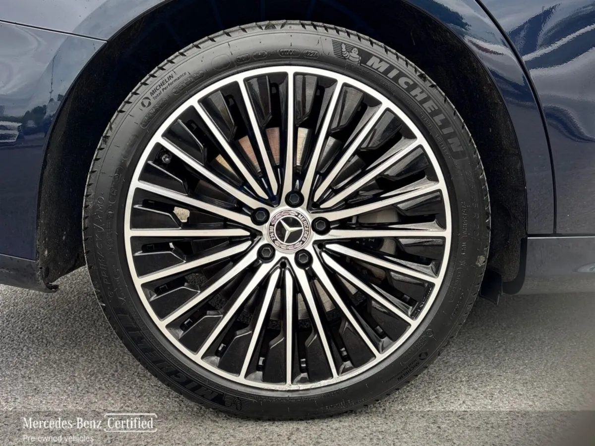Mercedes-Benz E-Class E 300 de AMG Line Plus - Image 5