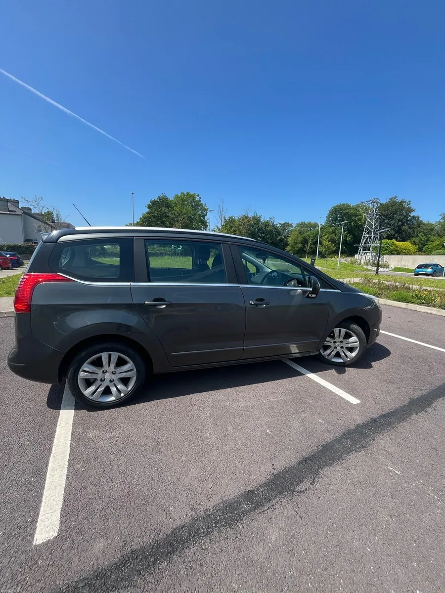 2015 Peugeot 5008 - Image 4