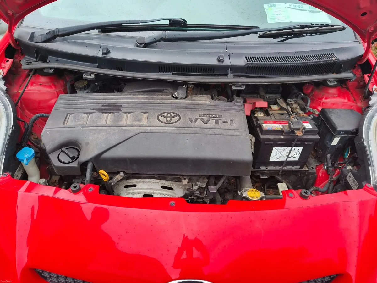Toyota Yaris 2011 Good Condition - Image 4